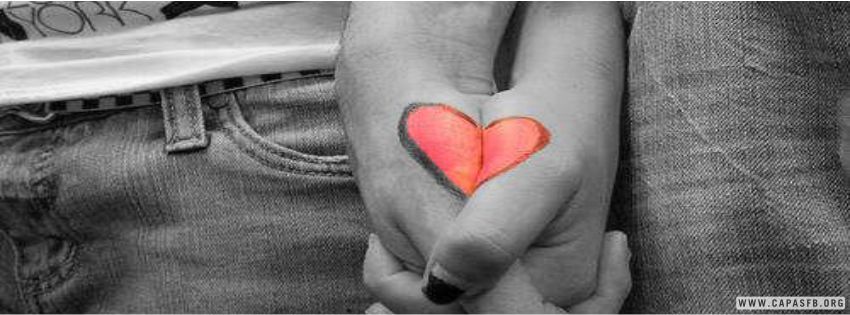 Imagens para Facebook capa de amor coração pintado nas mãos 
