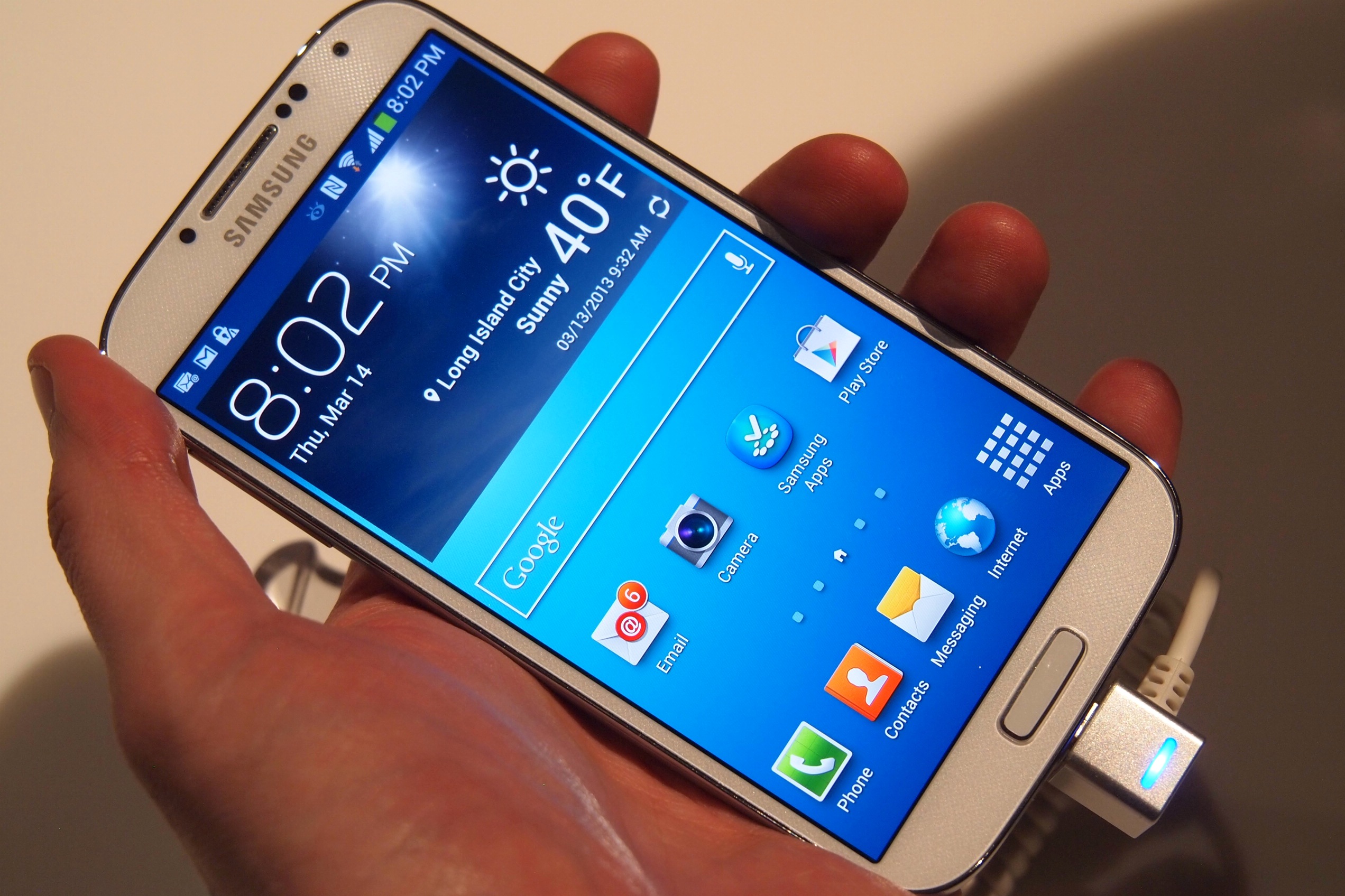 Samsung Galaxy S4 preço carregando 