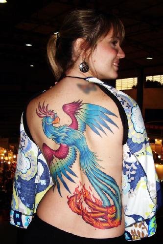 Tatuagem de fenix  colorida