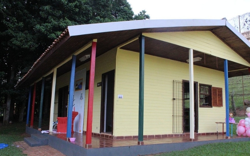 reinauguracao-casinha-amarela-avare