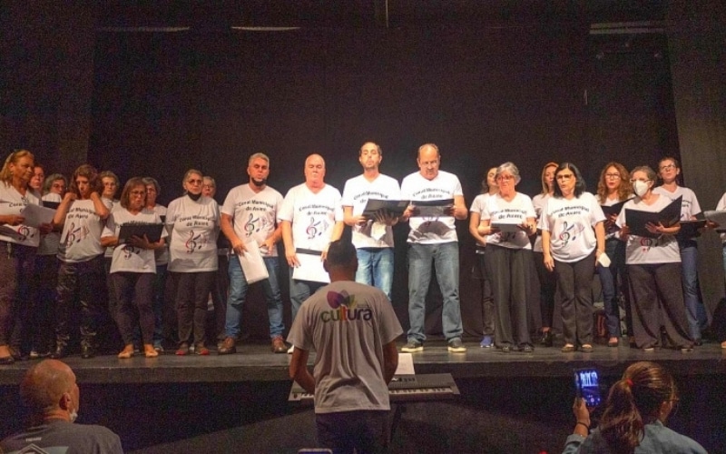 show-de-15-anos-do-coral-municipal
