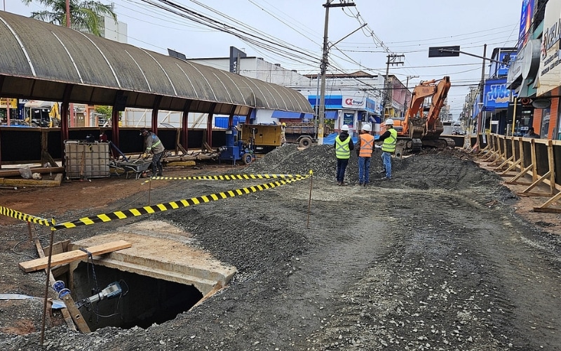 obras-contra-enchentes-em-avare