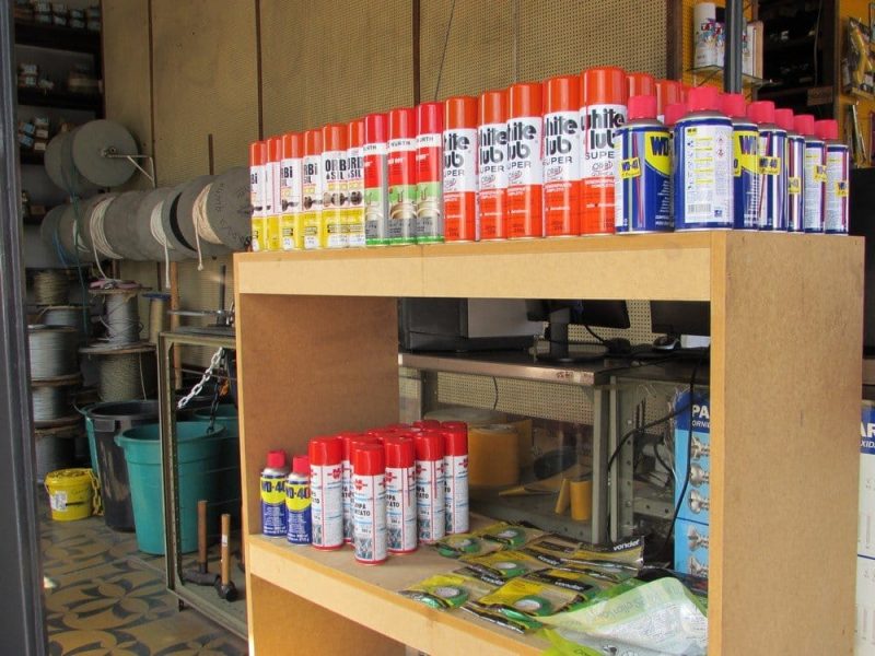 latas-de-tinta-superficiais-rifer-parafusos-em-avare
