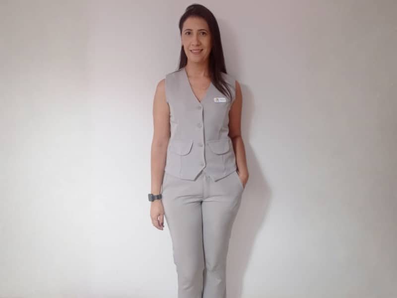 milondasuniformesprofissionais-uniforme-profissional-cinza