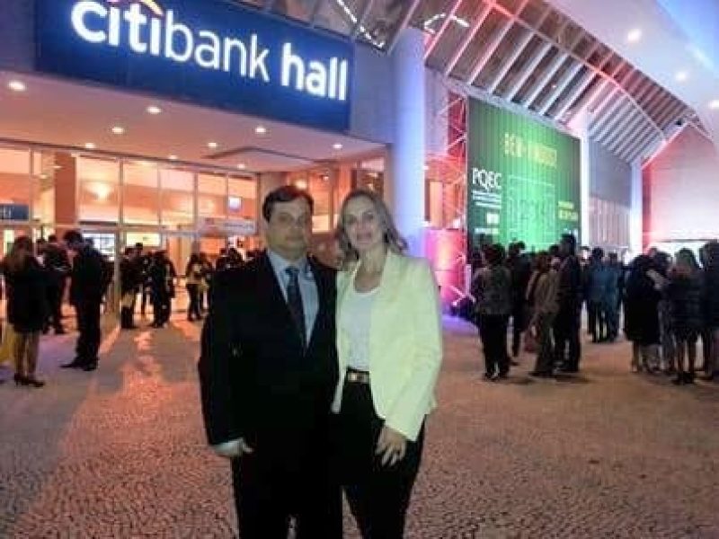 propietario-com-sua-esposa
